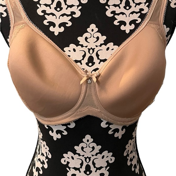 Wacoal Tan Full Coverage Bra with Underwire Support - Picture 1 of 5